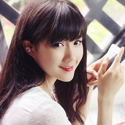 Không Lời Mưa Trên Phố Huế - Chiếc Áo Bà Ba Cực Mượt